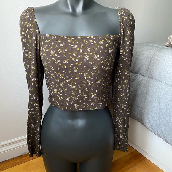 OAK + FORT Tops - OAK + FORT Brown Floral Long Sleeve Top size M